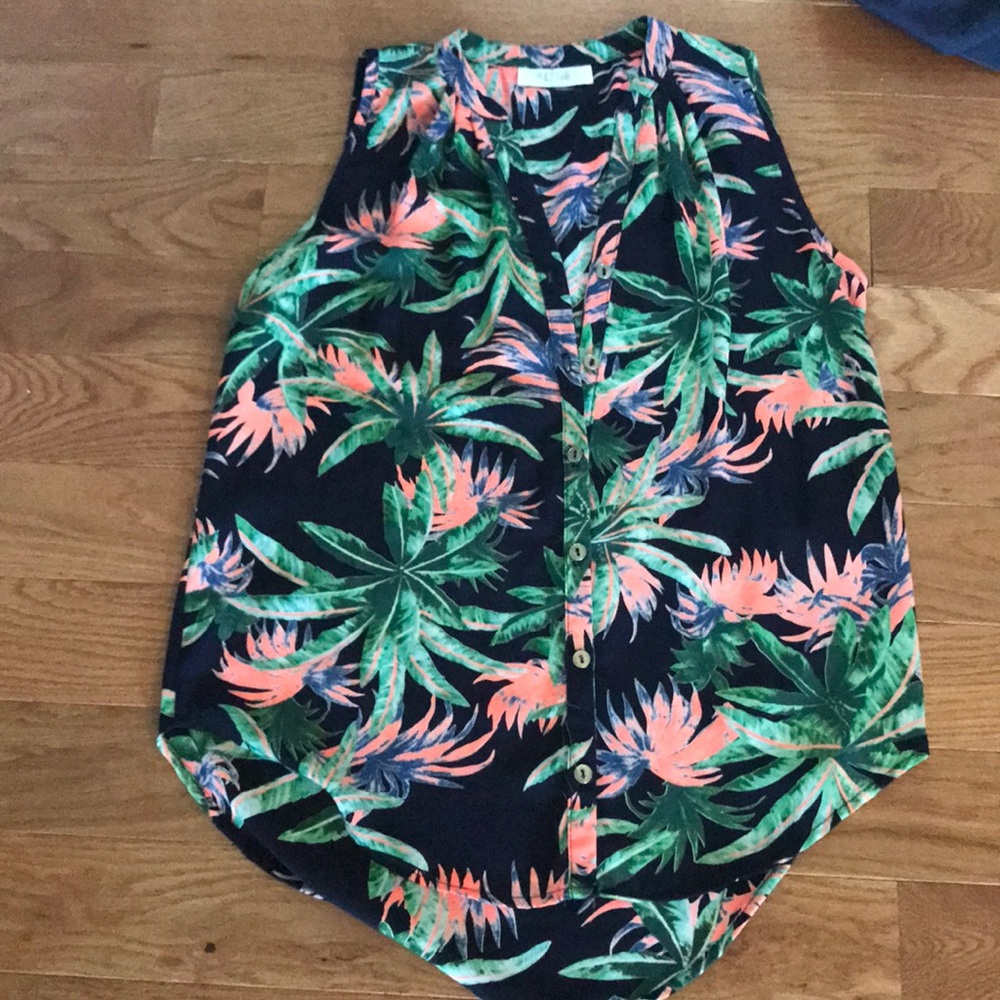 Floral tank